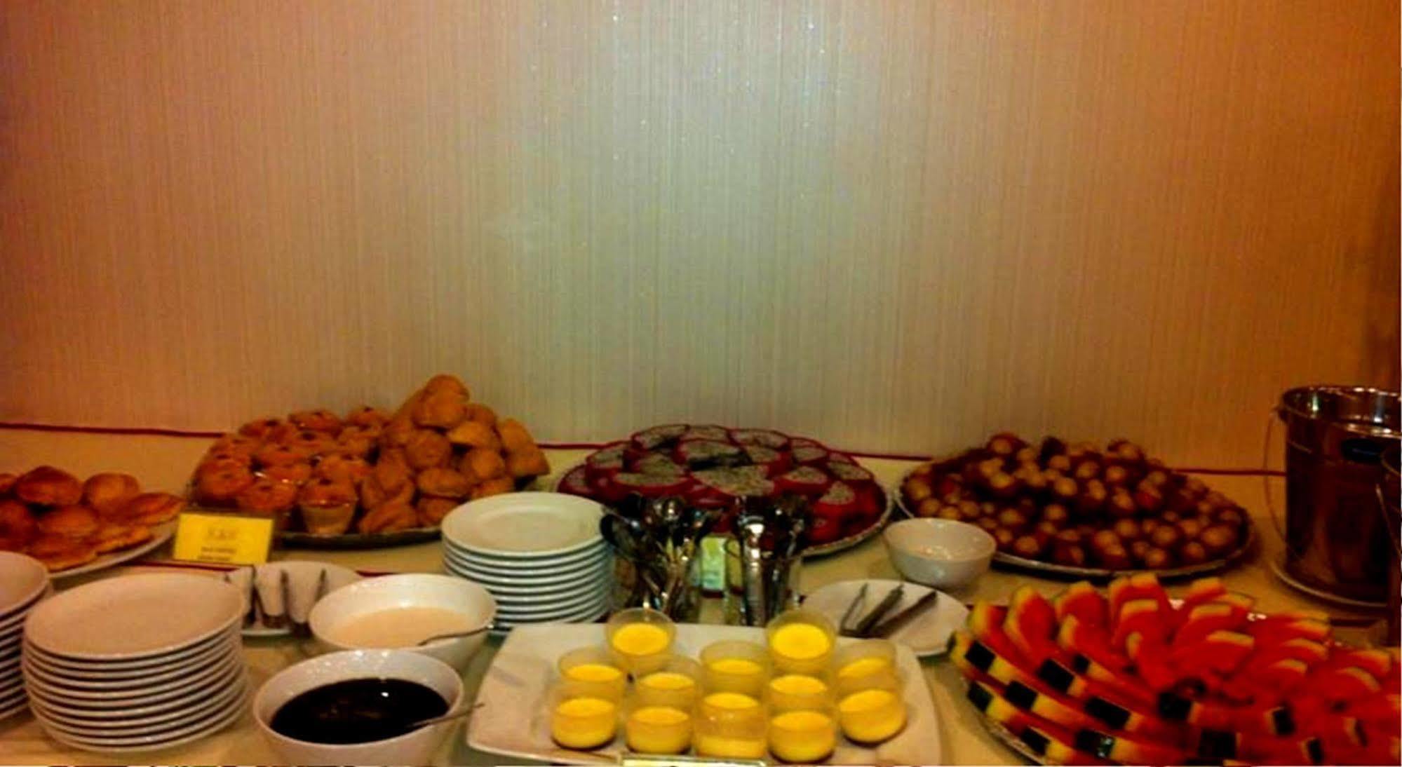 Kay Hotel Da Nang - Near Dragon Bridge Luaran gambar
